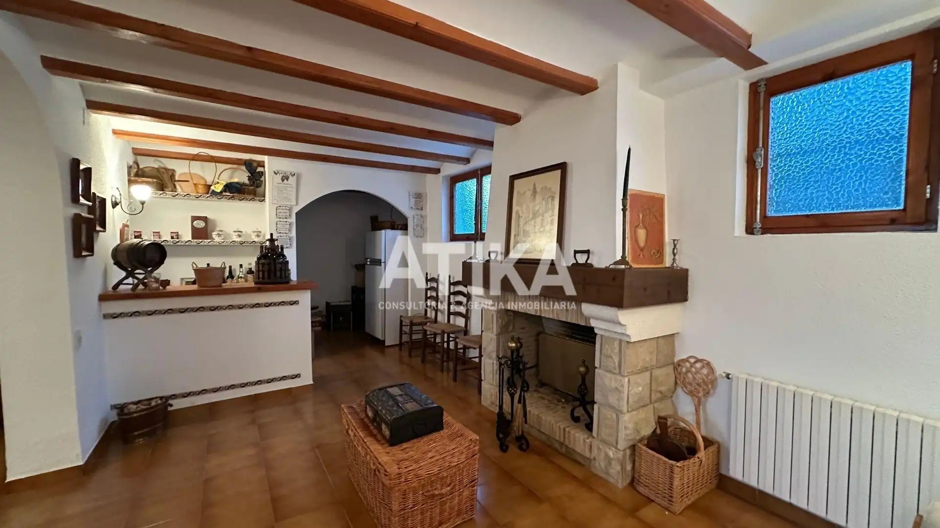 Sala d'estar de Casa o xalet en venda en Ontinyent amb Aire condicionat, Calefacció i Jardí privat