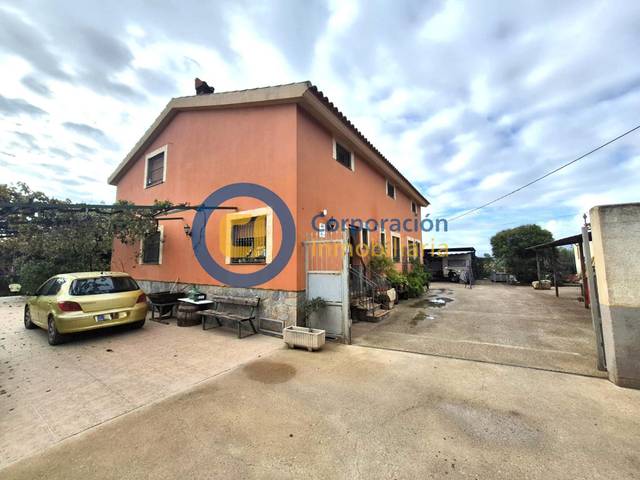 Casa-chalet en Venta en Tercia