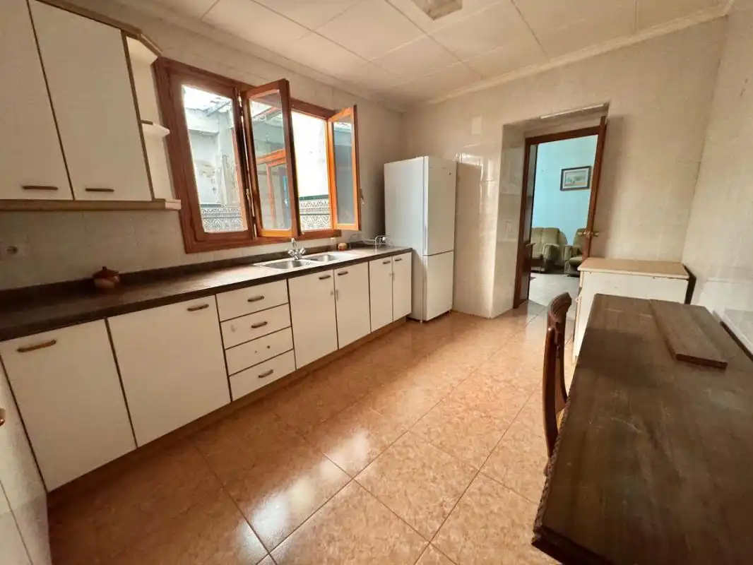 Cocina de Casa adosada en venta en Ayora con Calefacción, Terraza y Trastero