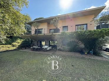 Casa con jardín en venta en Vallromanes