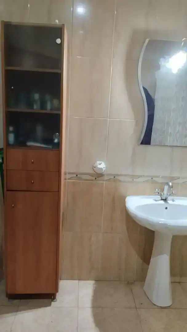 Bany de Casa adosada en venda en Dos Hermanas amb Aire condicionat