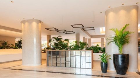Foto 4 de Apartamento en venta en Las Brisas, Marbella