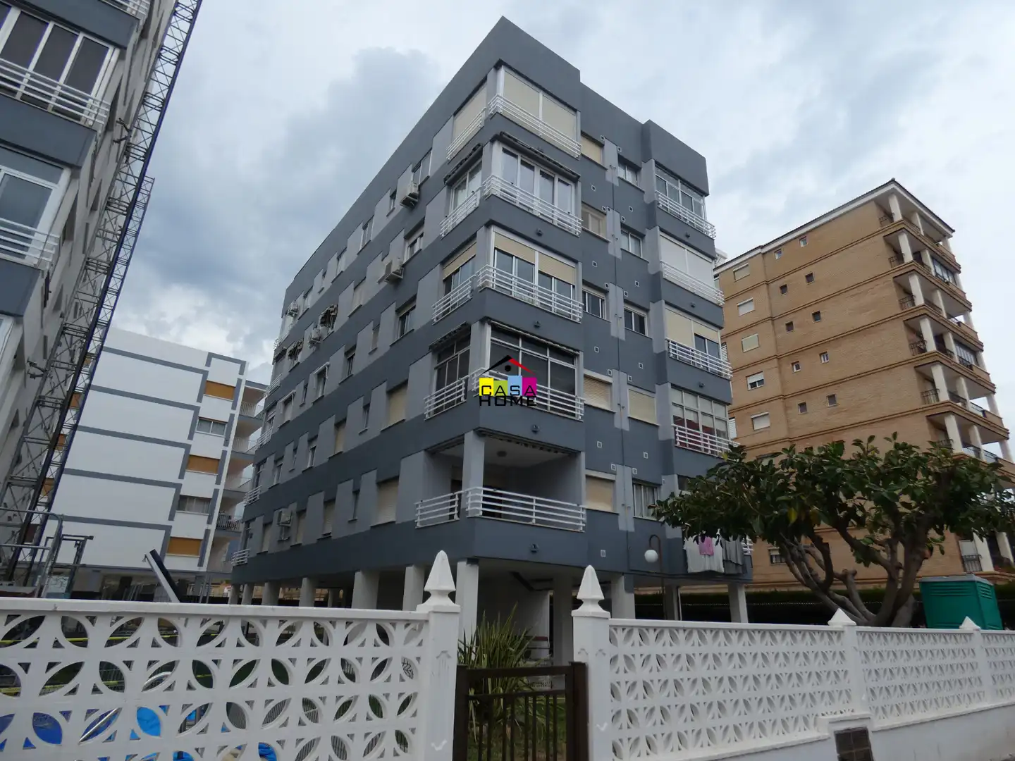 Vista exterior de Apartamento en venta en Benicasim / Benicàssim con Aire acondicionado, Amueblado y Piscina comunitaria