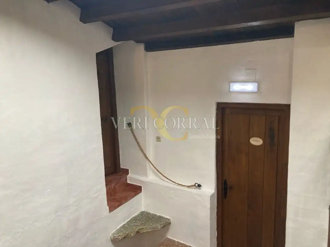 Edifici en venda en Peñamellera Baja
