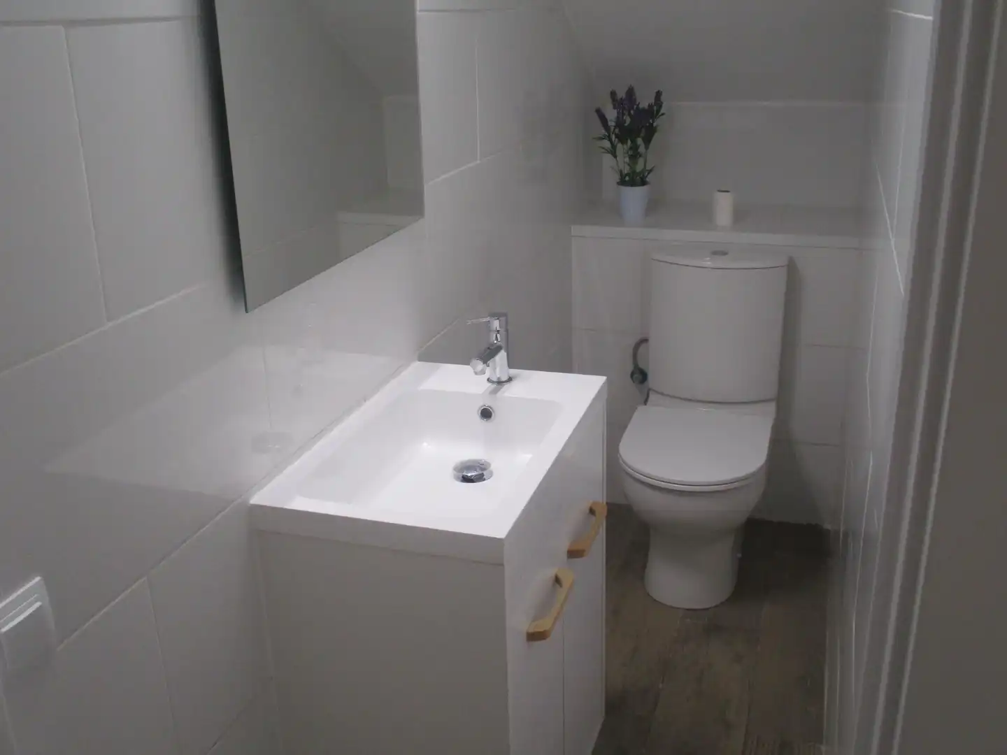 Bathroom of Flat for sale in Mollet del Vallès  with Air Conditioner, Terrace and Furnished