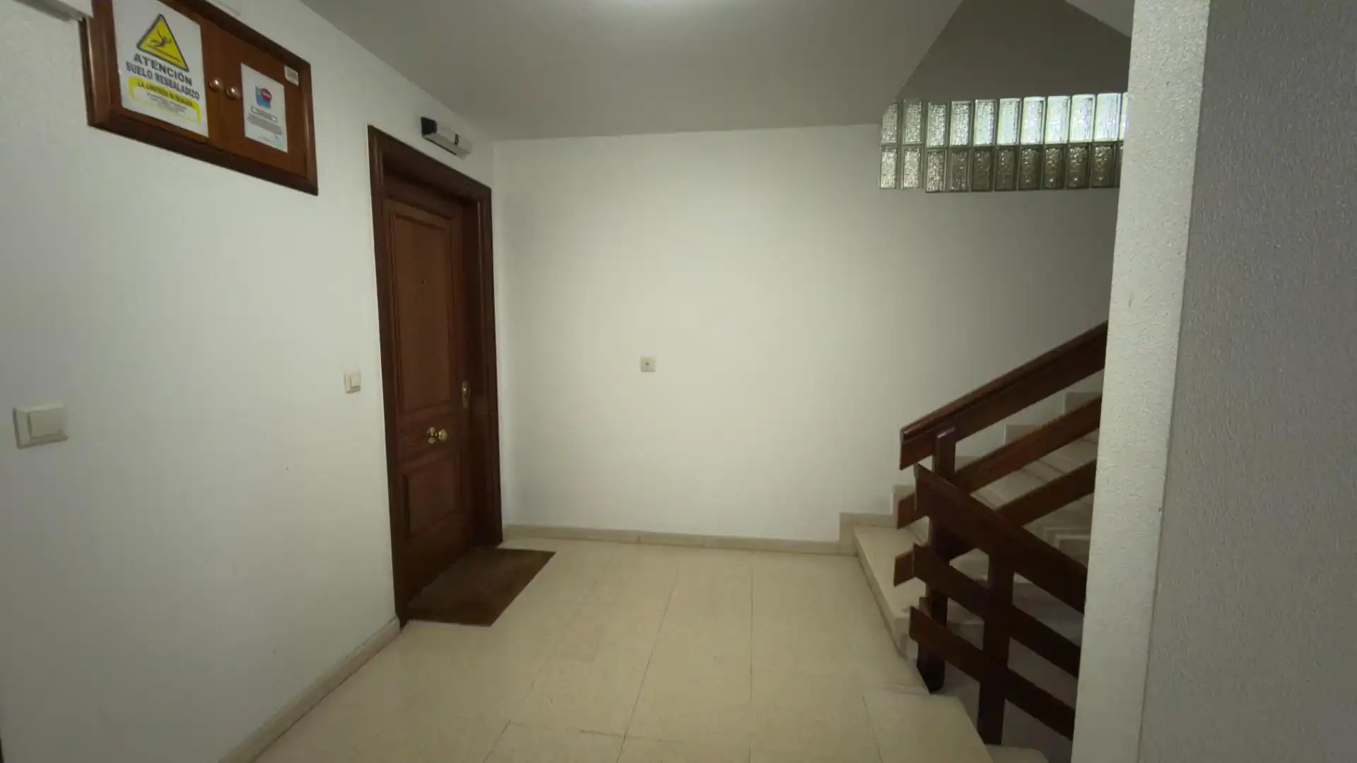 Piso en venta en Padrón con Calefacción, Trastero y Amueblado