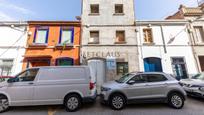 Vista exterior de Casa o xalet en venda en Premià de Mar amb Terrassa