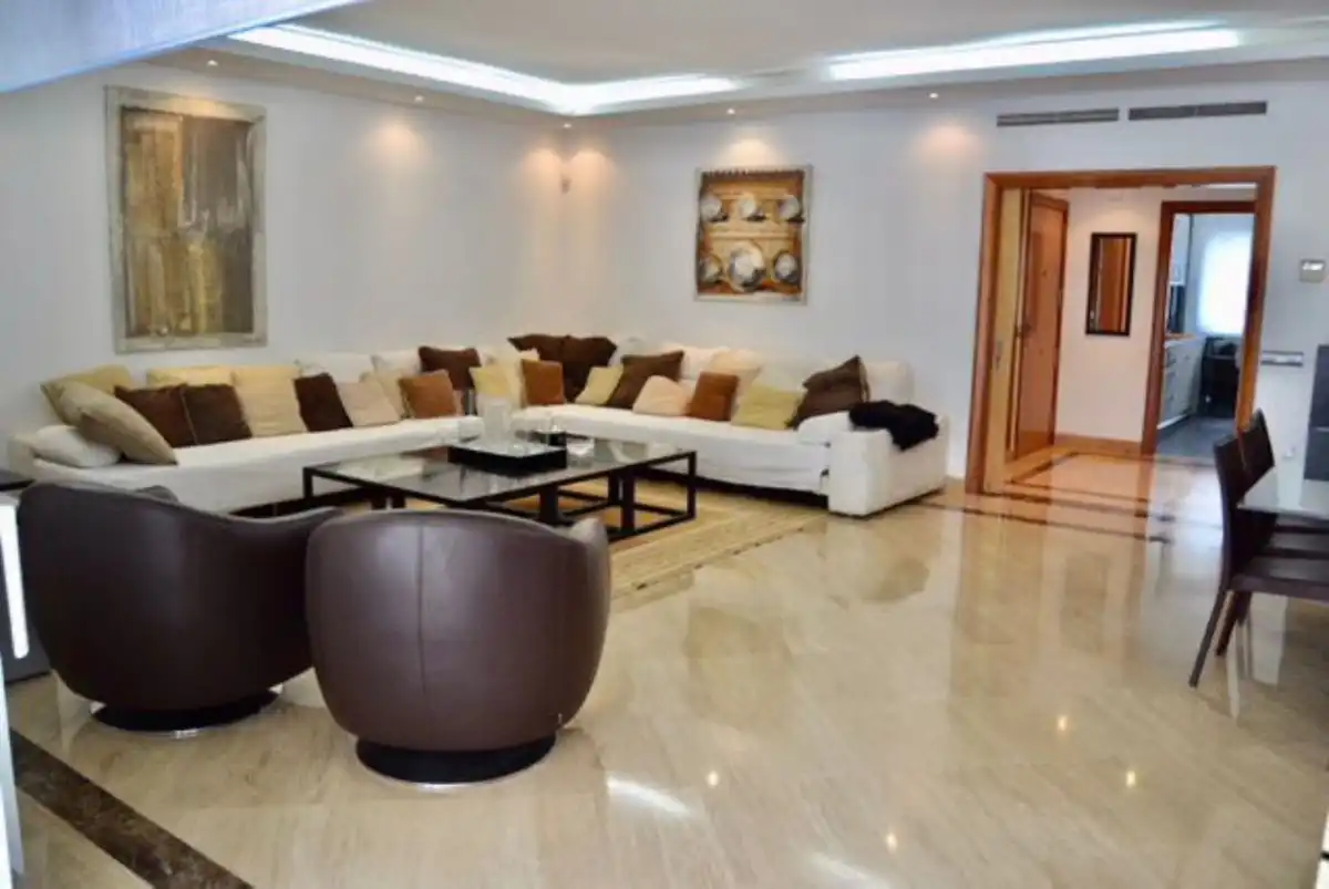 Ground floor for sale in Playa Bajadilla - Puertos