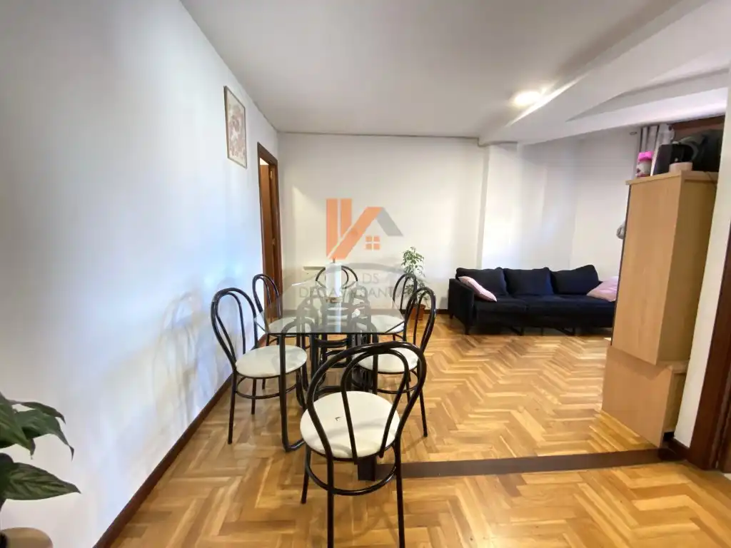 Sala de estar de Piso en venta en Santiago de Compostela  con Amueblado y Horno