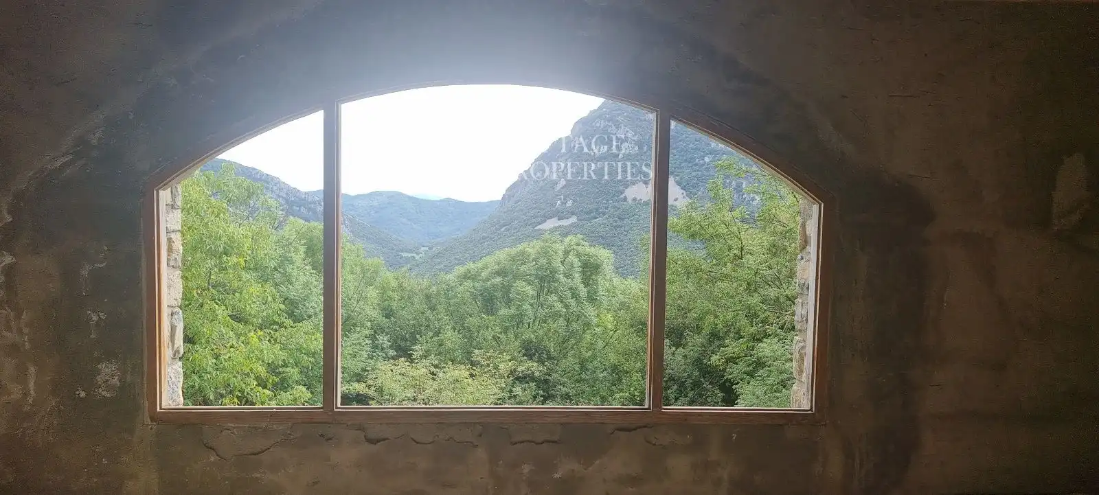 Vista exterior de Finca rústica en venda en Montagut i Oix