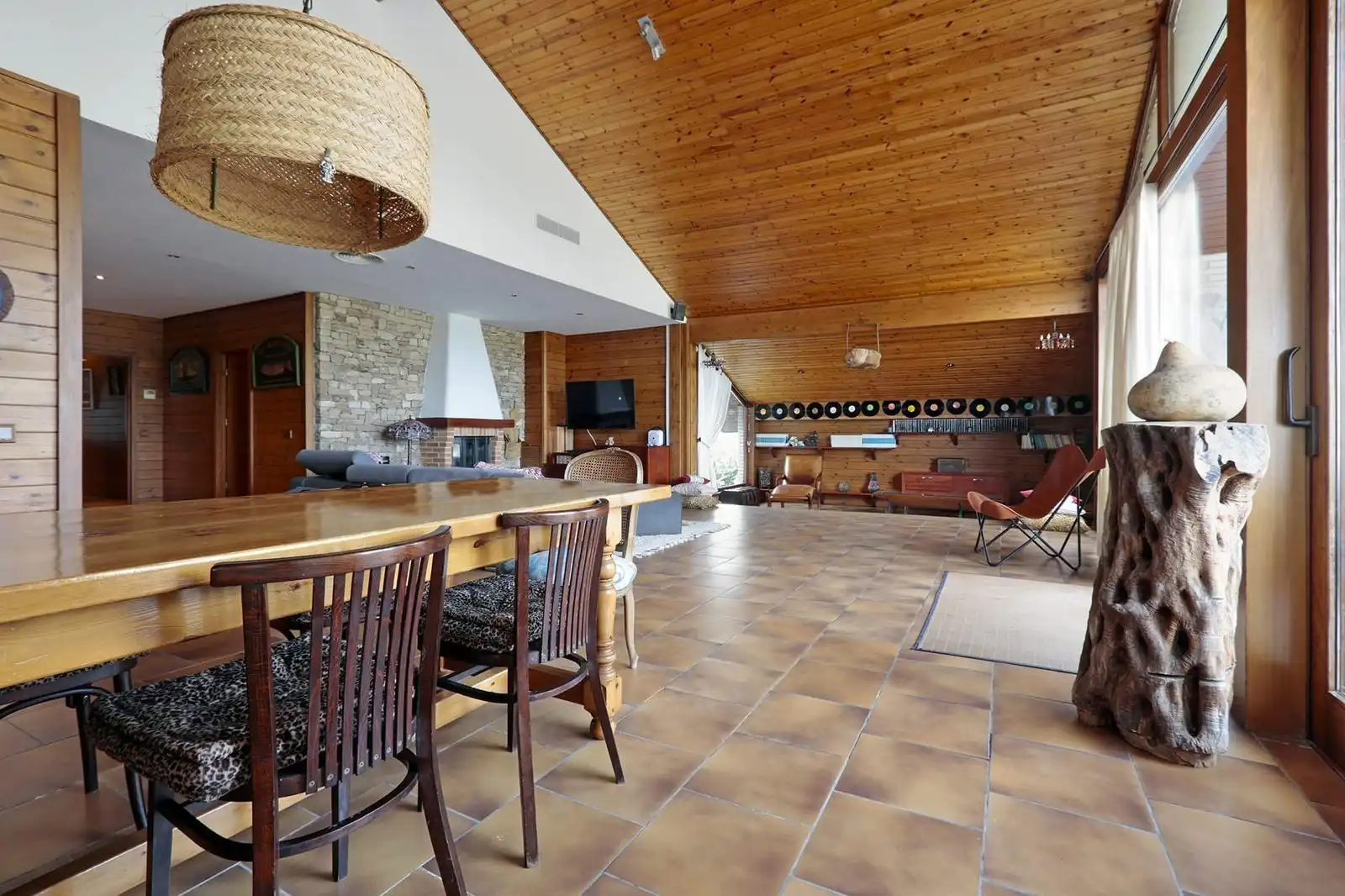Sala d'estar de Casa o xalet en venda en Valladolid amb Aire condicionat, Calefacció i Jardí privat