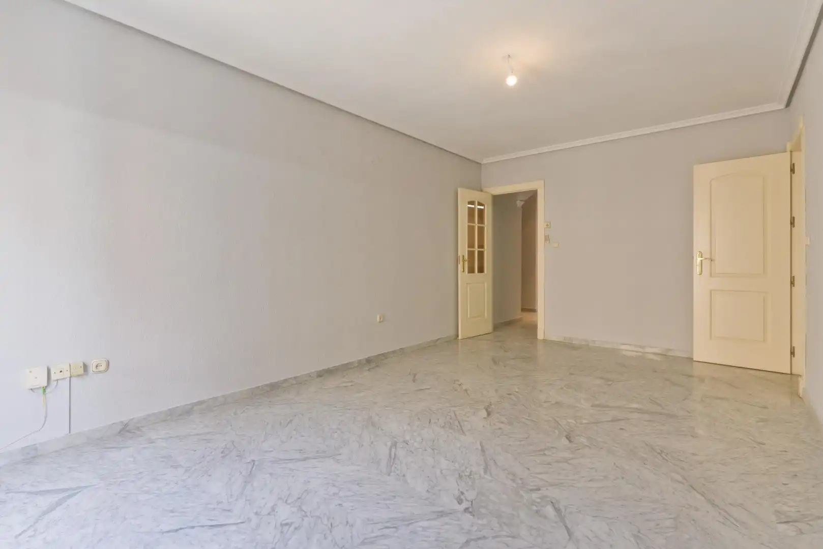 Flat for rent in Calle AFAN DE RIBERA, Fígares
