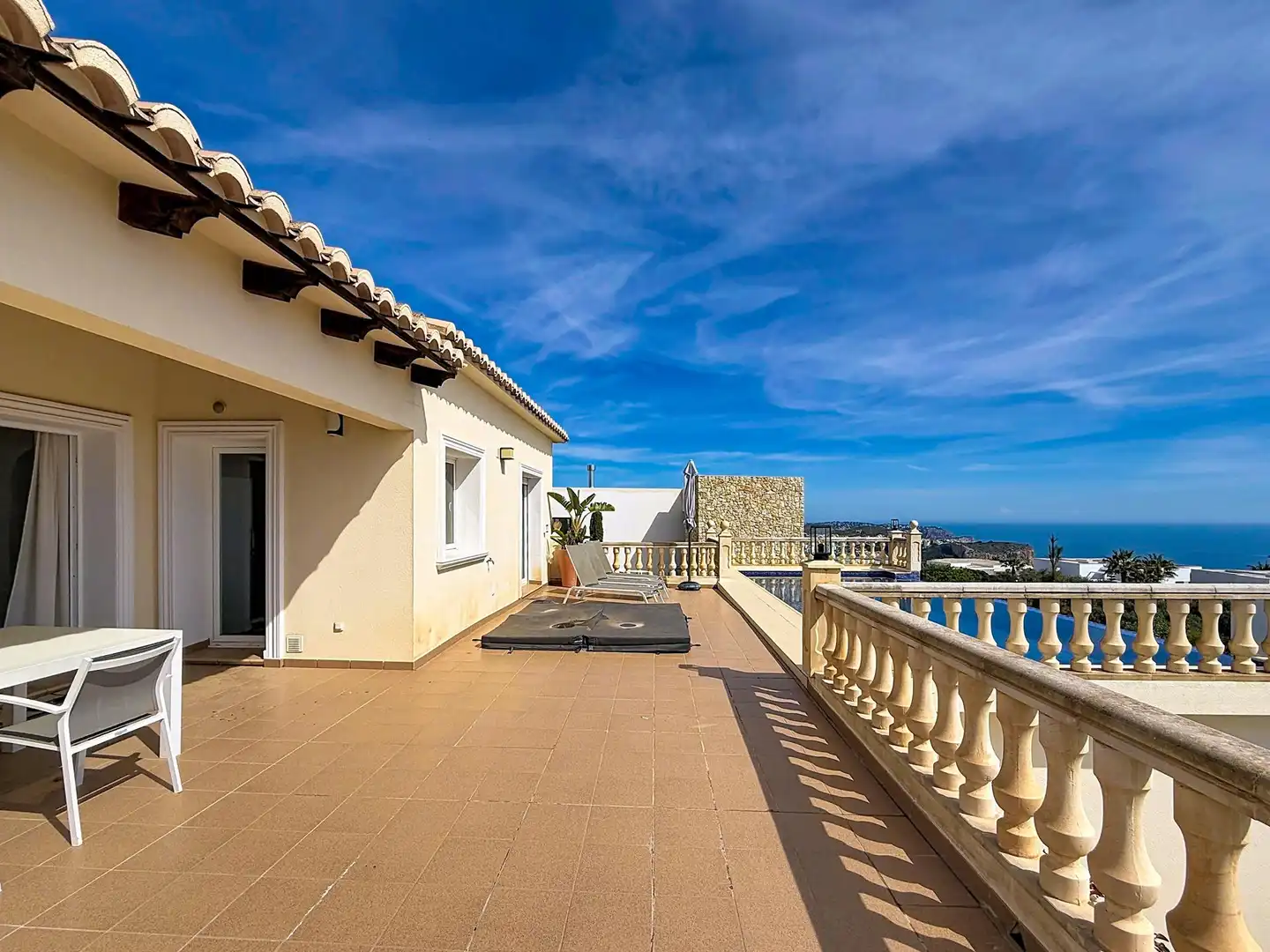 Chalet con piscina en venta en Cumbre del Sol, imagen 40