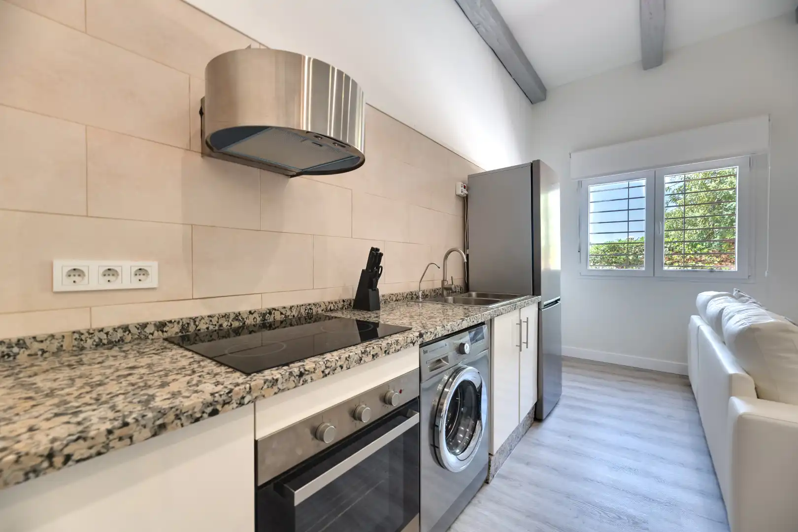 Cuina de Apartament de lloguer en Málaga amb Aire condicionat, Calefacció i Parquet