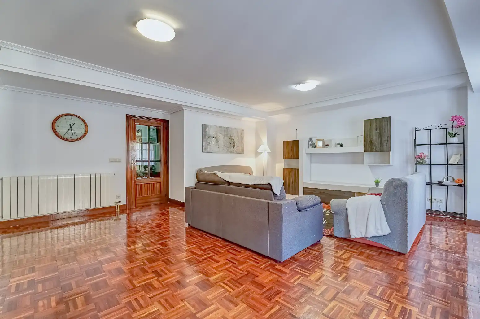 Sala de estar de Ático en venta en  Pamplona / Iruña con Calefacción, Parquet y Balcón