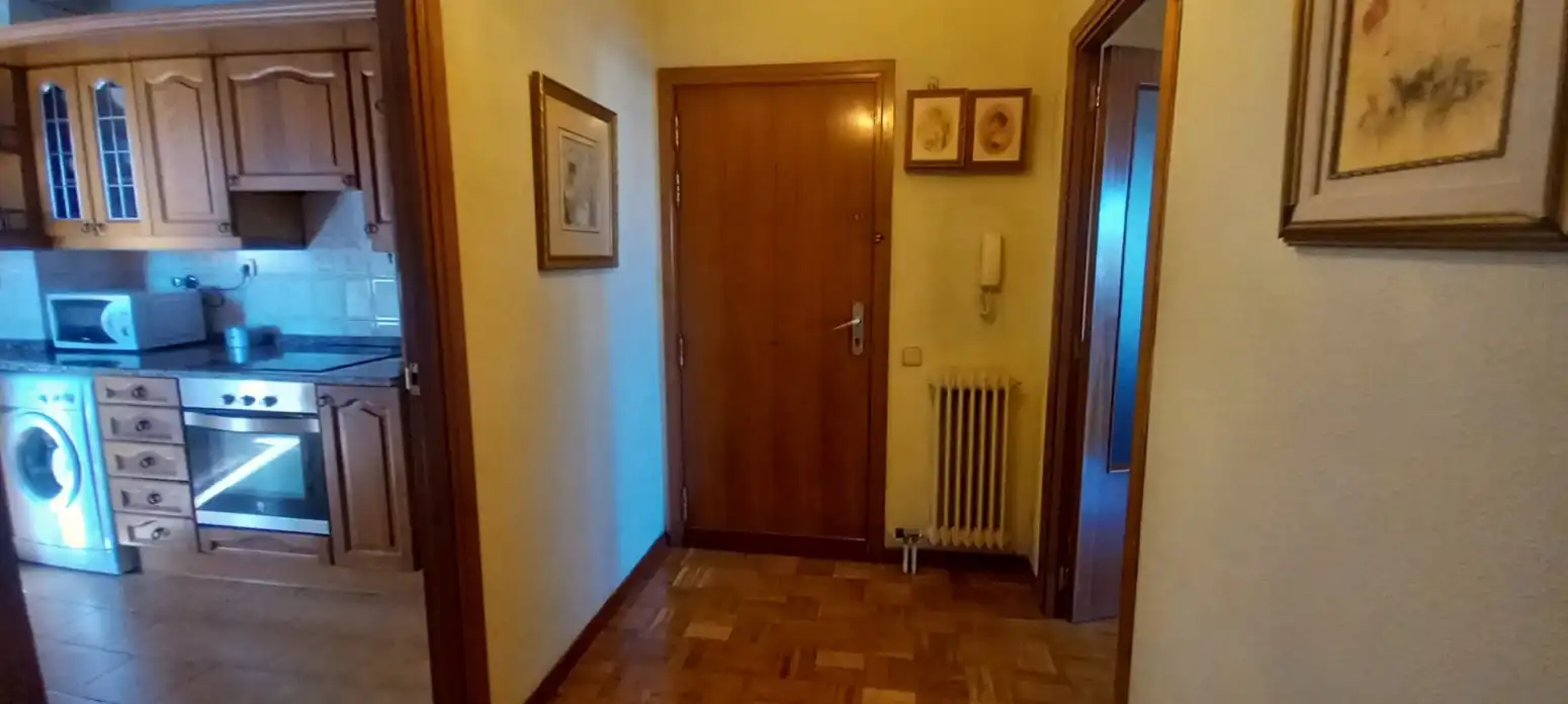 Flat for rent in  Pamplona / Iruña  with Heating, Parquet flooring and Terrace