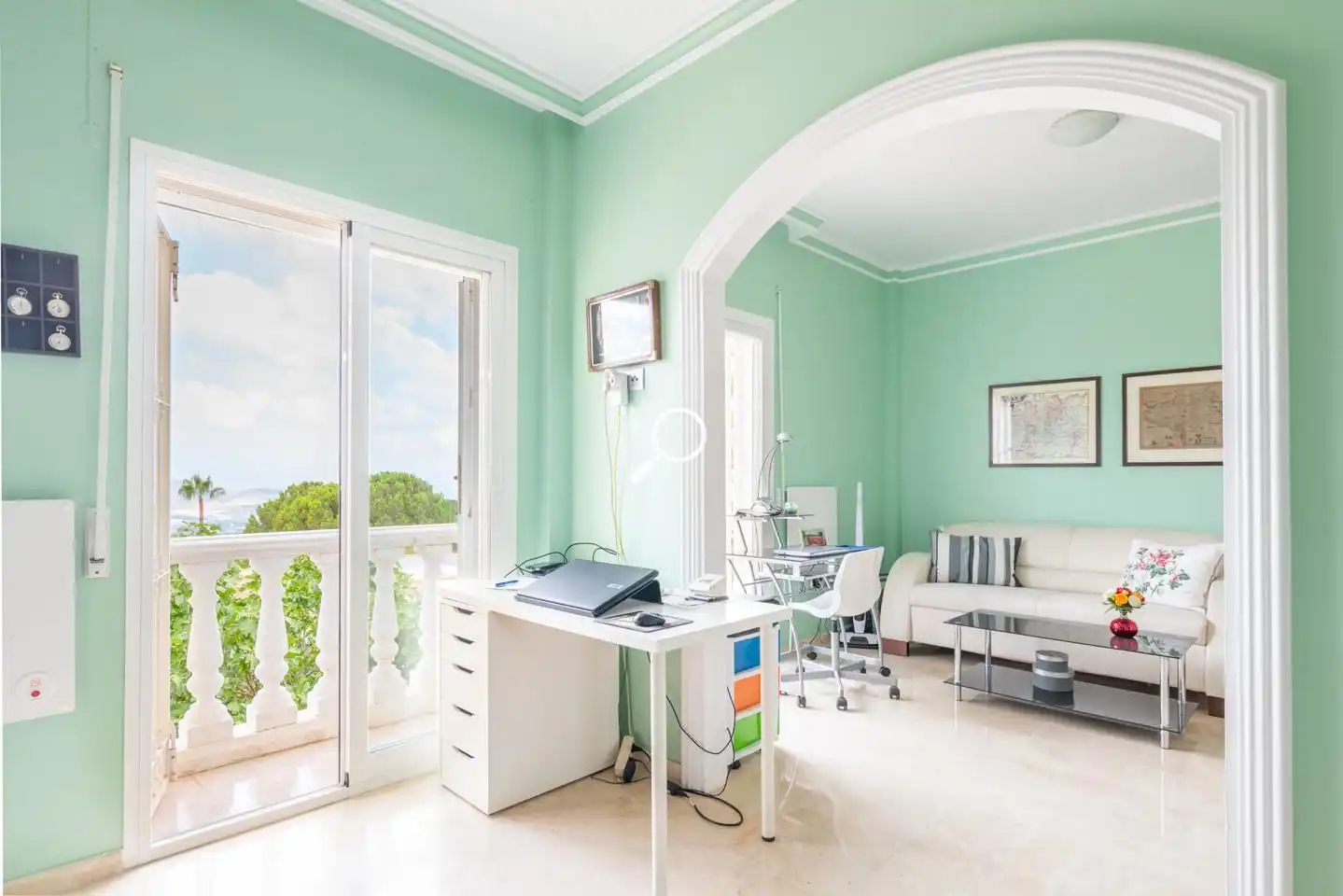 Sala d'estar de Casa o xalet en venda en Alhaurín de la Torre amb Aire condicionat, Jardí privat i Terrassa