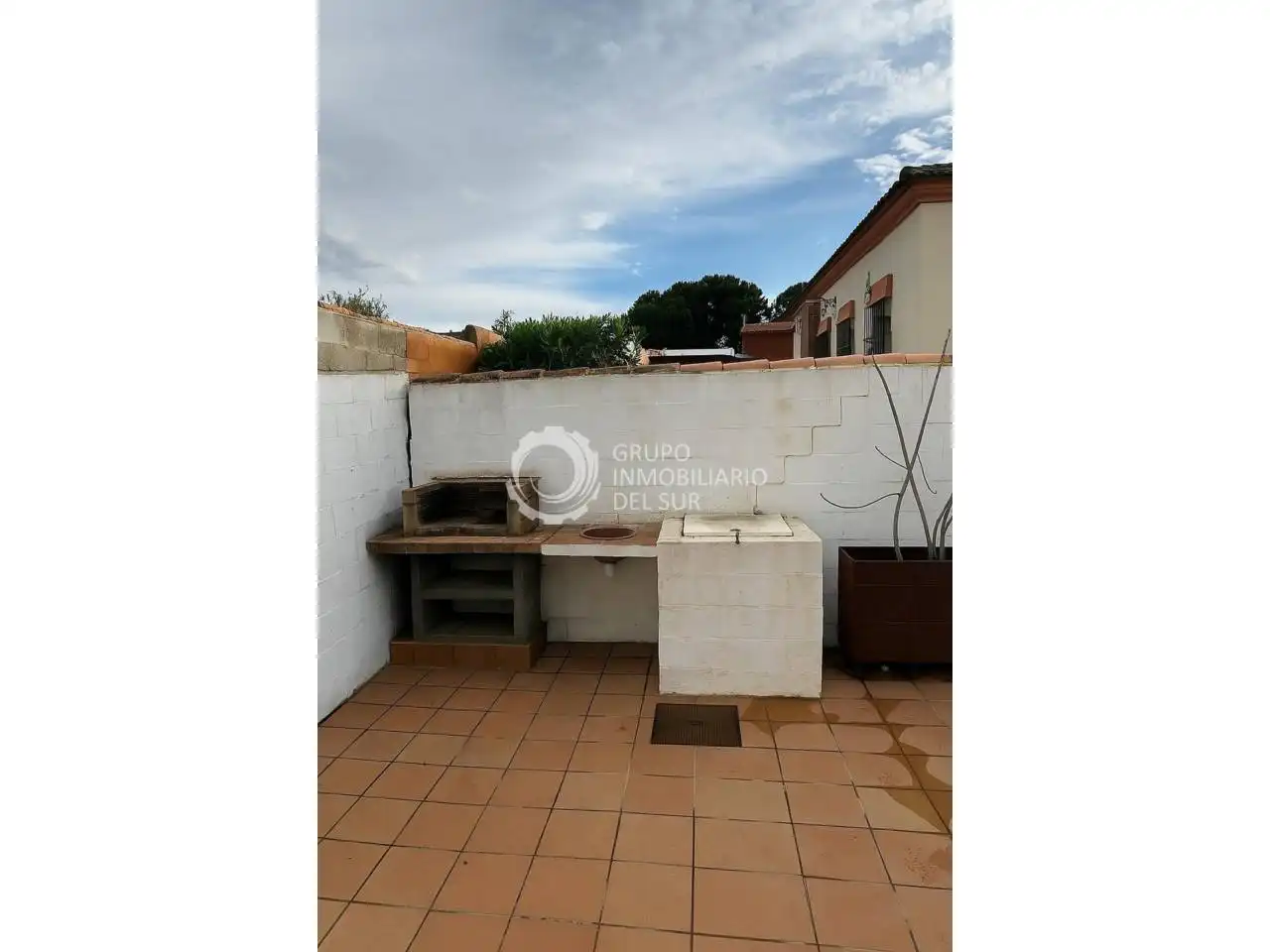 Jardí de Casa adosada en venda en Chiclana de la Frontera amb Aire condicionat, Jardí privat i Piscina