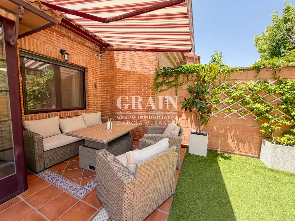 Jardín de Casa o chalet en venta en Albacete con Aire acondicionado, Calefacción y Jardín privado