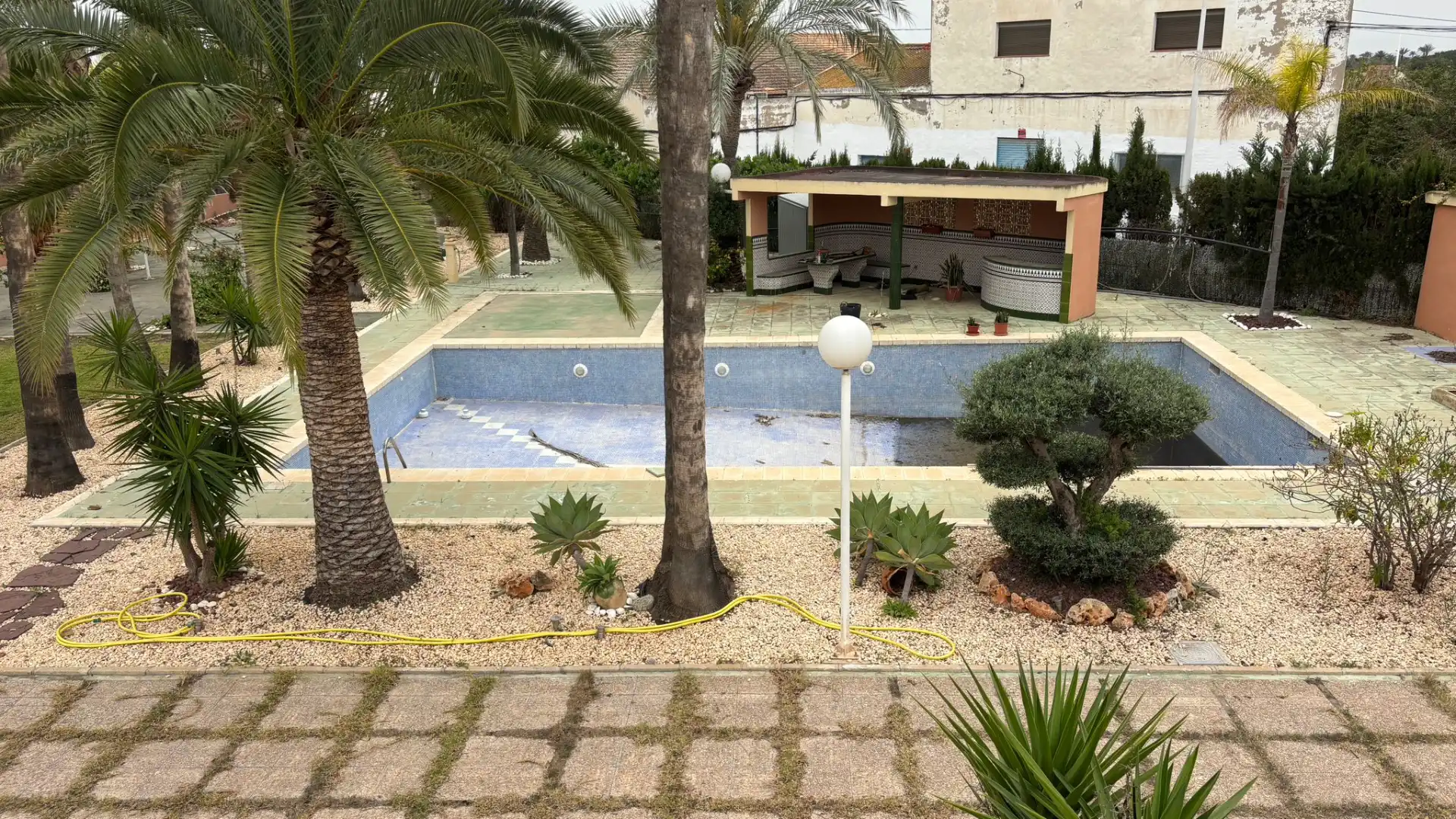 Piscina de Casa o xalet en venda en Elche / Elx amb Jardí privat, Terrassa i Piscina