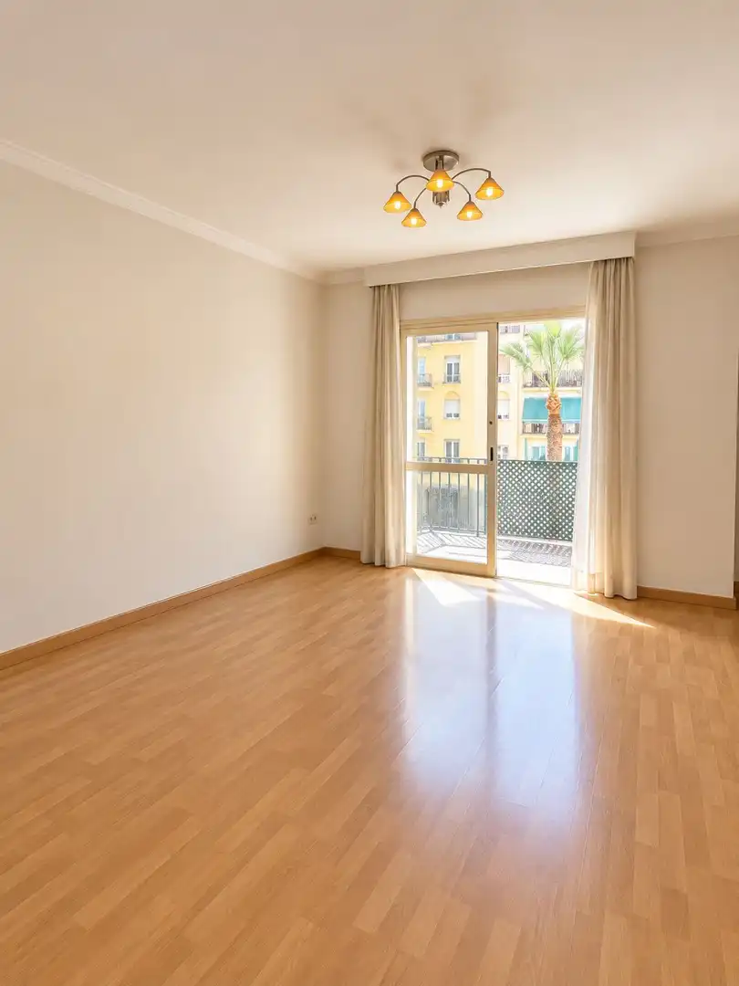 Habitación de Piso en venta en Málaga con Aire acondicionado, Calefacción y Terraza