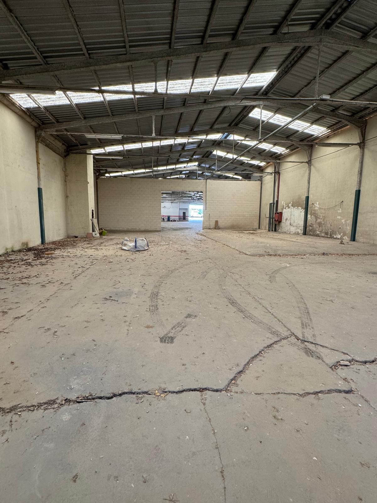 Industrial buildings for rent in Avenida de la Vital, Centro Histórico, Centro ciudad