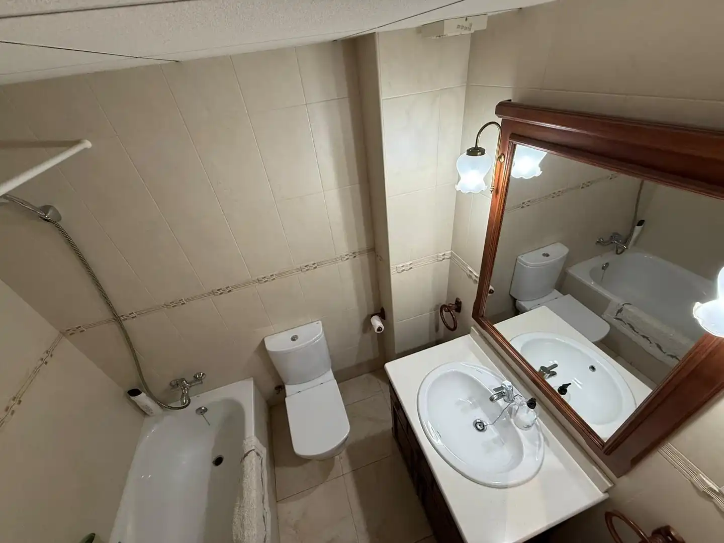 Bathroom of Flat for sale in Sant Pere de Ribes  with Air Conditioner, Heating and Terrace