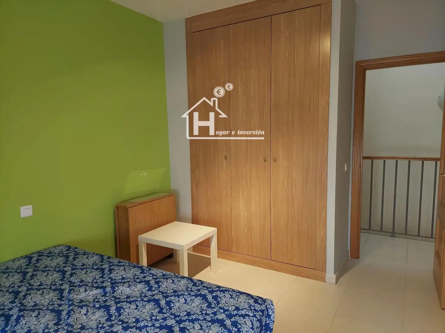 Habitación de Casa adosada en venta en Yebes con Calefacción, Jardín privado y Amueblado