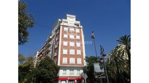 Foto 2 von Geschaftsraum zum Verkauf in Avenida Reino de Valencia, Gran Via, Valencia Capital