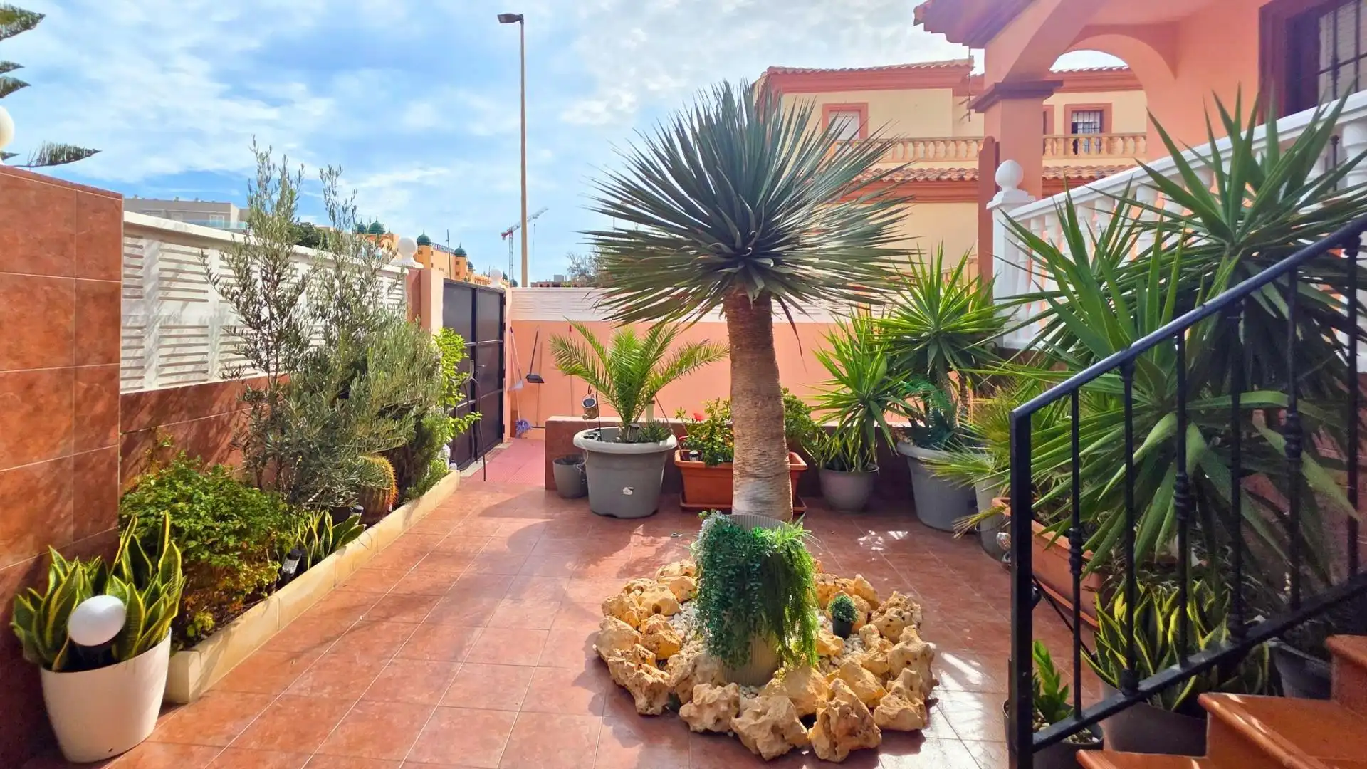 Maison jumelée avec jardin à vendre à Roquetas de Mar ciudad, imagen 4