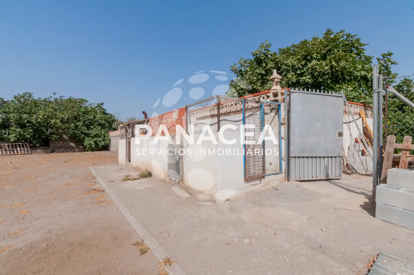 Casa o xalet en venda en Pechina amb Jardí privat, Piscina i Moblat