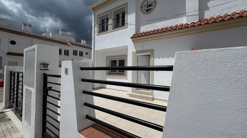 Foto 4 de Casa adosada en venda a Calle 8 de Marzo, Campillos, Málaga