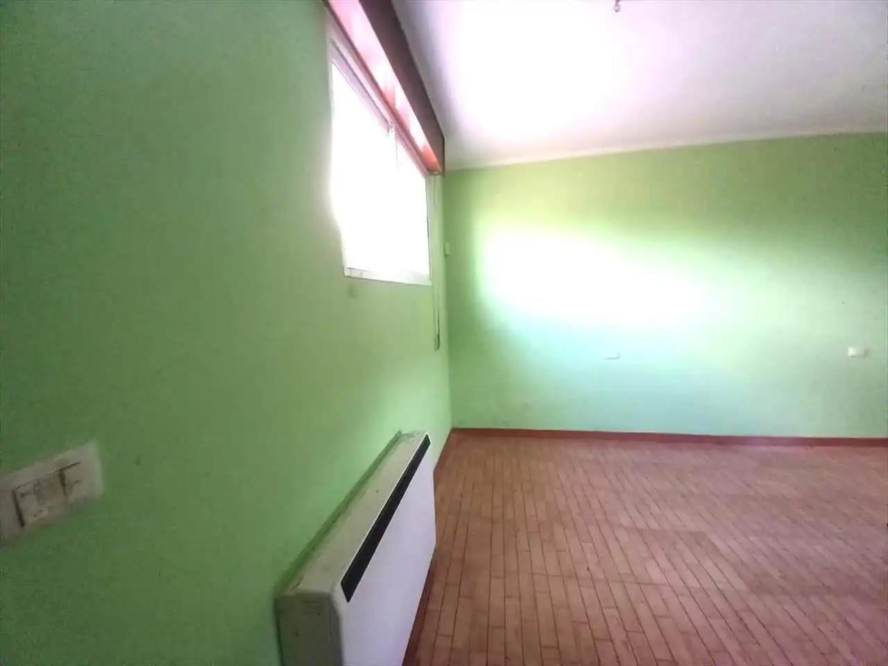 Schlafzimmer von Einfamilien-Reihenhaus zum Verkauf in Os Blancos  mit Heizung