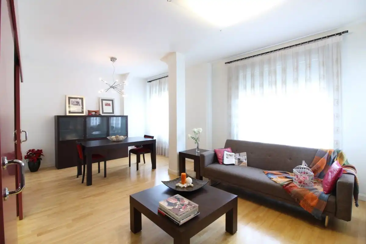 Sala de estar de Piso de alquiler en Valencia con Aire acondicionado, Calefacción y Parquet