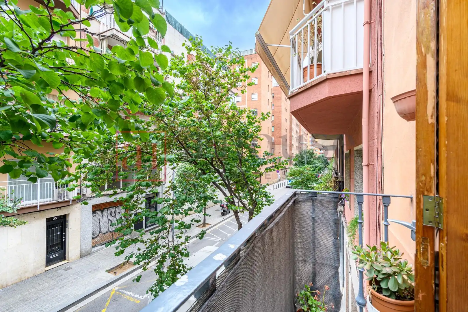 Terraza de Piso en venta en Barcelona con Terraza, Amueblado y Balcón
