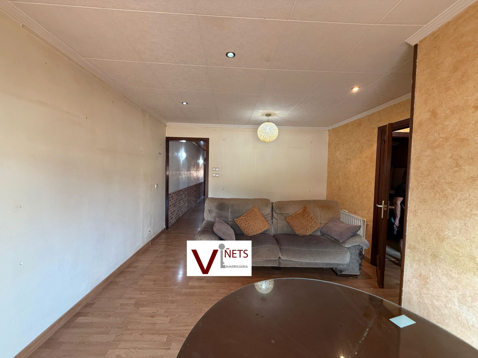 Sala d'estar de Pis en venda en La Garriga amb Aire condicionat, Calefacció i Parquet