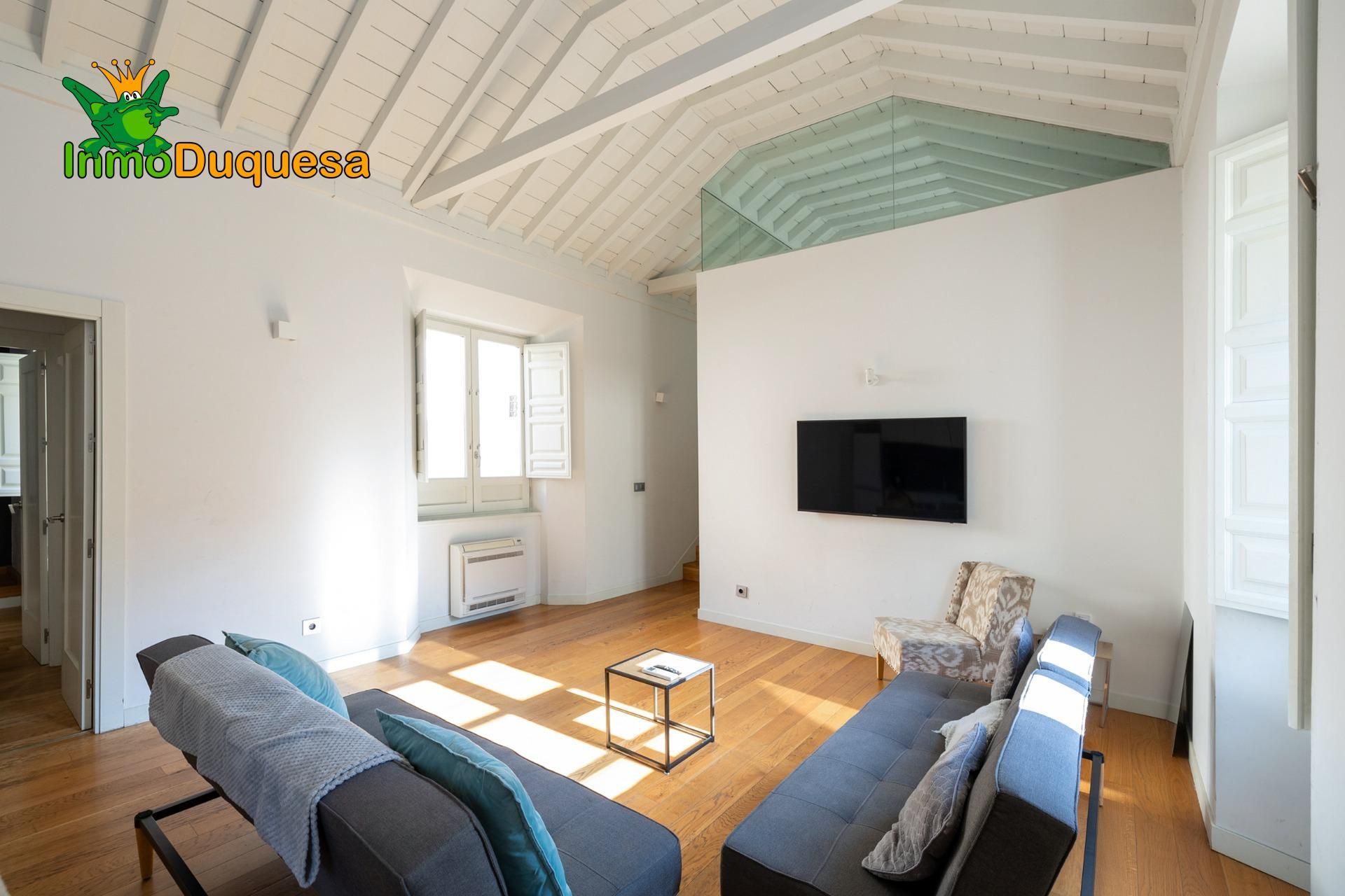 Sala d'estar de Dúplex en venda en  Granada Capital amb Aire condicionat i Calefacció