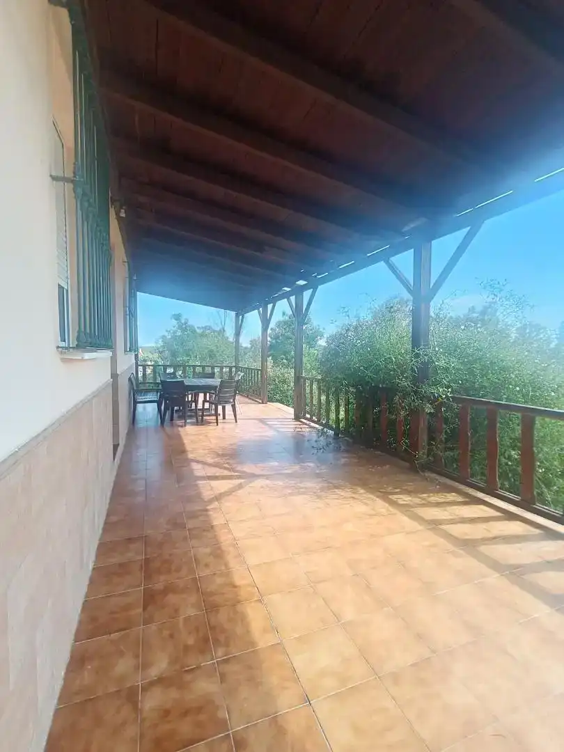Terrassa de Casa o xalet en venda en Trigueros amb Aire condicionat i Piscina
