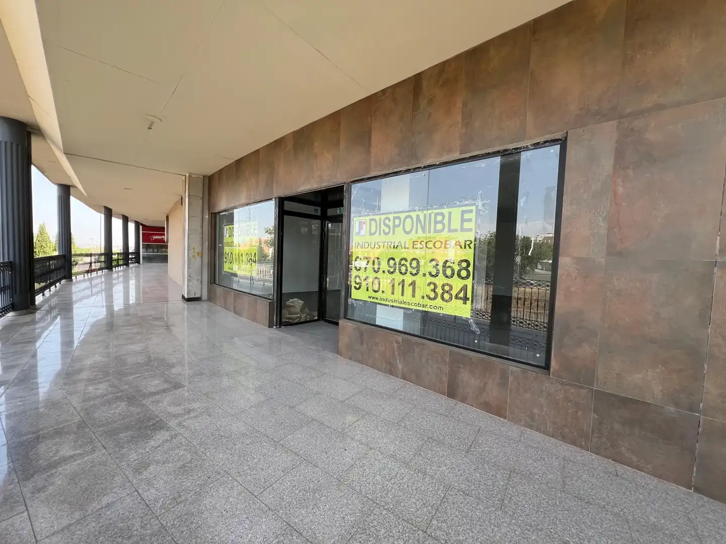 Local comercial en venda a Plaza Alegría 3, imagen 3