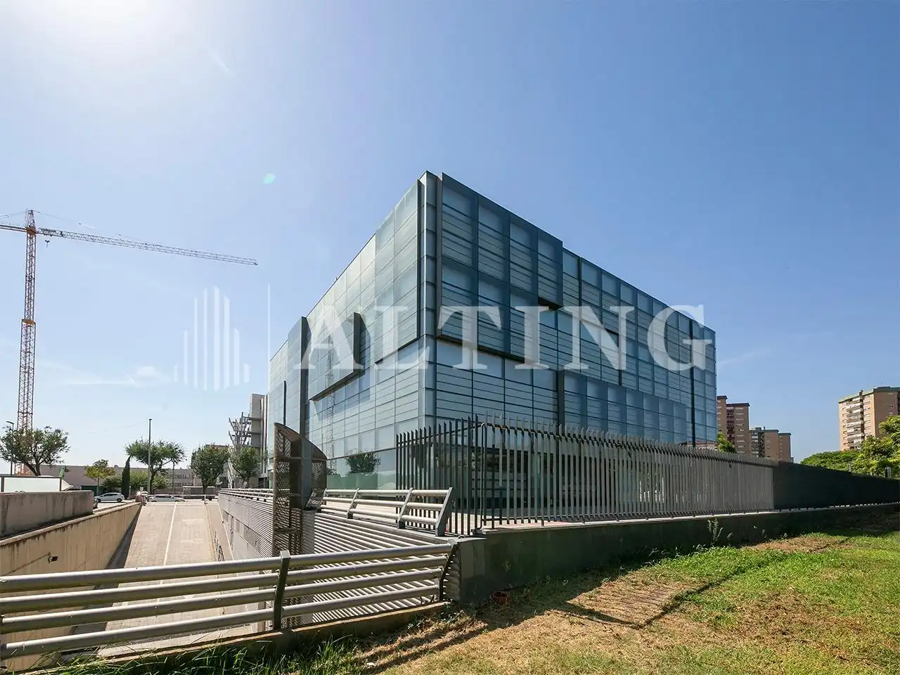 Gebäude zur Miete in L'Hospitalet de Llobregat