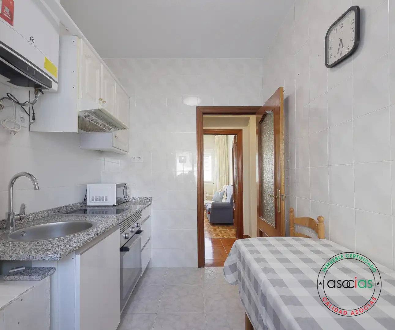 Cocina de Piso en venta en Gijón  con Calefacción y Amueblado