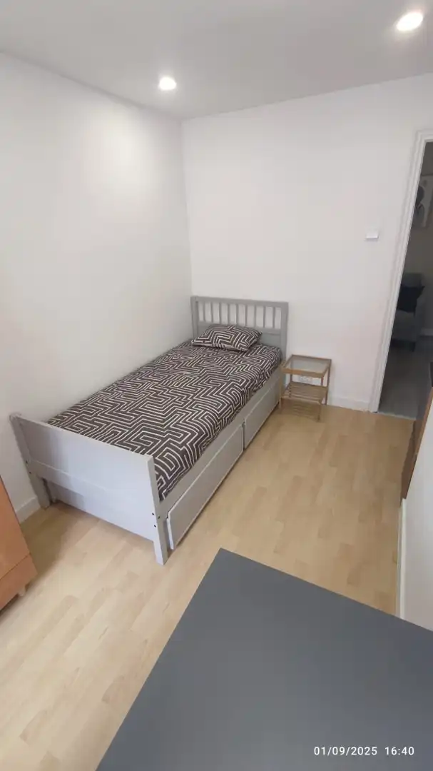 Bedroom of Flat for share in A Coruña Capital   with Heating, Furnished and Oven