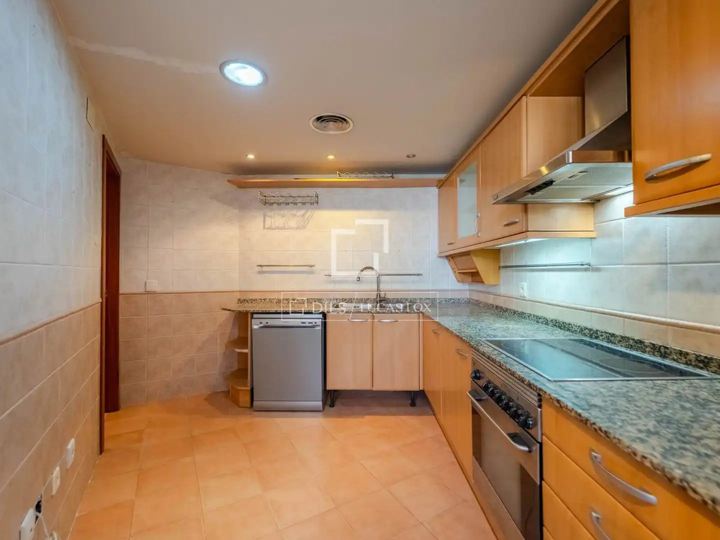 Cocina de Piso en venta en Valencia con Aire acondicionado, Calefacción y Jardín privado