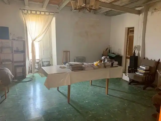 Menjador de Casa adosada en venda en Sant Guim de la Plana amb Jardí privat, Traster i TV