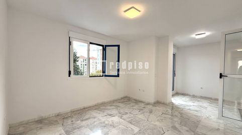 Foto 3 de Piso de alquiler en Orfila, Parque Ayala - Jardín de la Abadía - Huelín, Málaga Capital