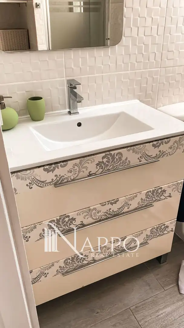 Badezimmer von Dachboden zur Miete in Calvià mit Klimaanlage, Terrasse und Möbliert