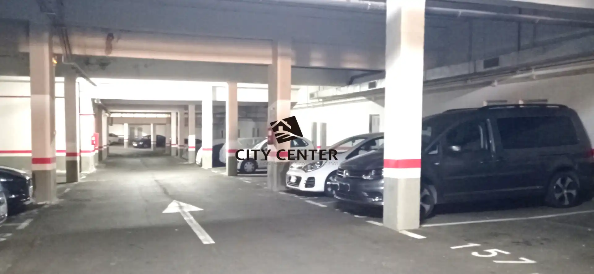 Parkplatz von Garage zum Verkauf in Arona