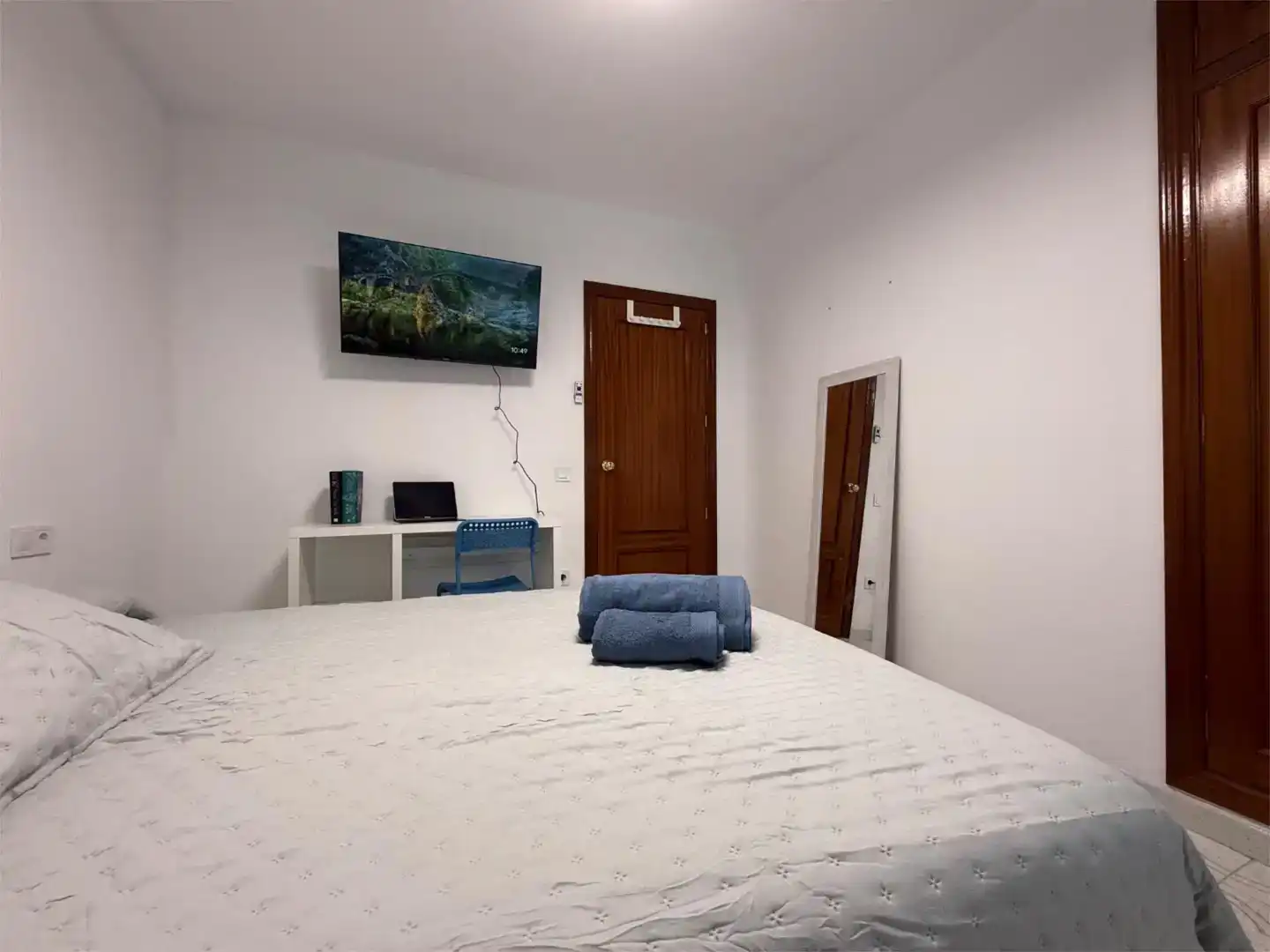 Habitación de Piso para compartir en Linares con Amueblado y Balcón