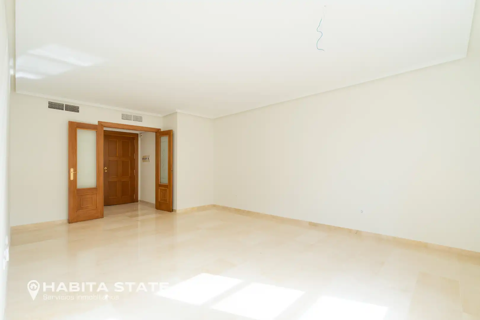 Flat for rent in Almería  with Air Conditioner, Heating and Terrace