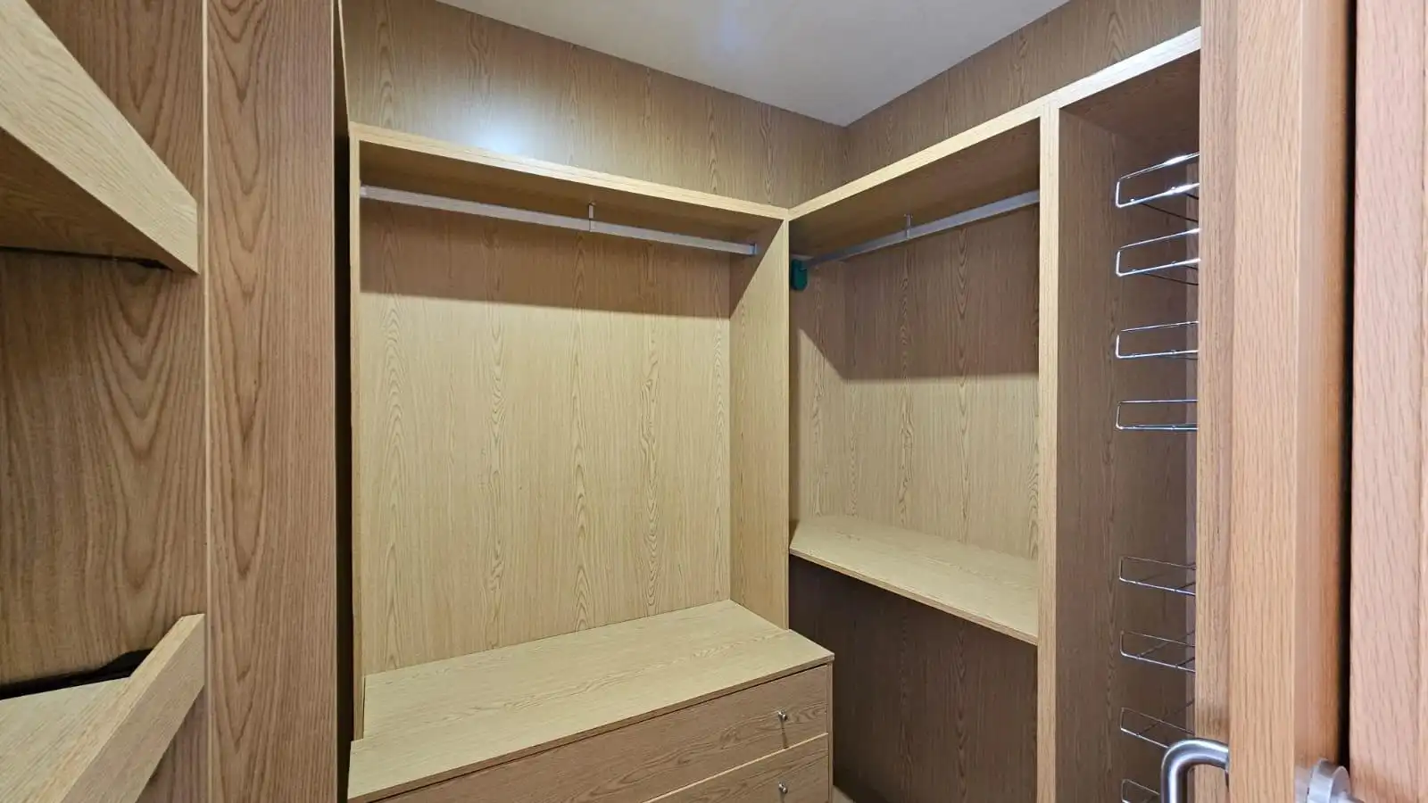 Habitación de Piso de alquiler en Elche / Elx con Amueblado